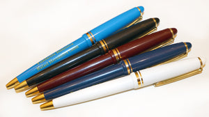 Bolígrafos plasticos de color completo con dorado con tapa de acción y logo (Paquete de 5)